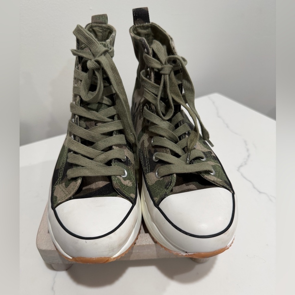 Steve Madden Green Camouflage High-Top Sneakers - Picture 4 of 9